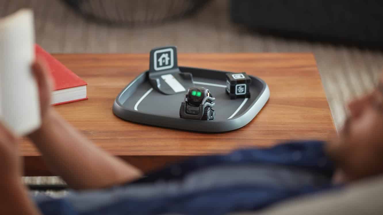 Anki announces Vector, a new home robot with personality